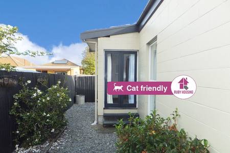 Buy 6/23 Frederick St | $410 weekly in NZ. 6/23 Frederick St | $410 time period - void Cat friendly, placed near the metropolis Centre, available now!  	  bright and easy-attention 2-sleeping room 