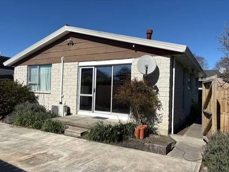 Buy 33B Cavendish Rd | $560 weekly in NZ. 33B Cavendish Rd | $560 time period - void household home close to local comforts, available now!  	  Heatpump to guarantee all twelvemonth round c 