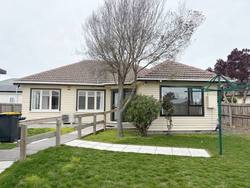 212 Burwood Rd | $575 weekly
